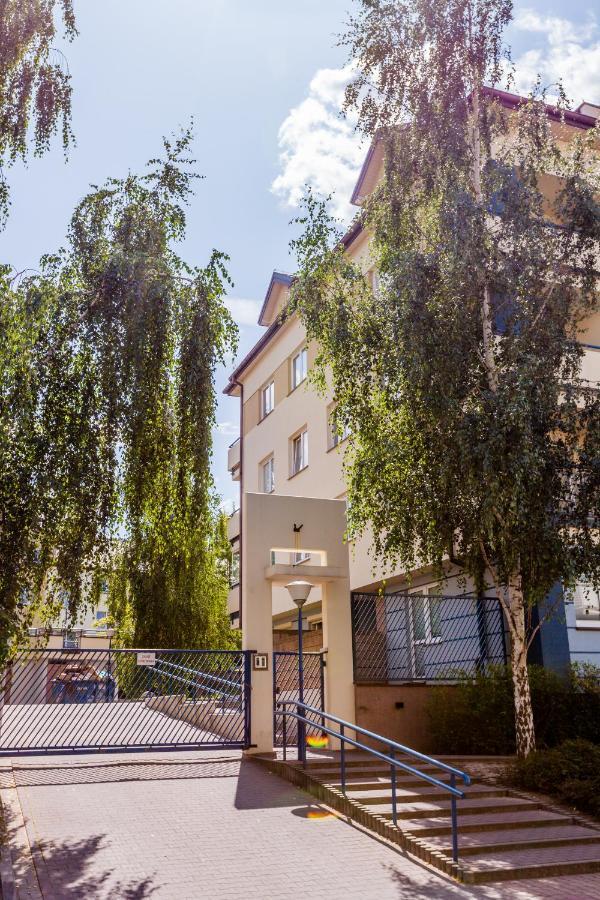 Green Kabaty Apartment 3 Warsaw Exterior photo